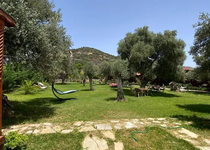 Apart-hotel Suzi'nin Bahçesi Evler *